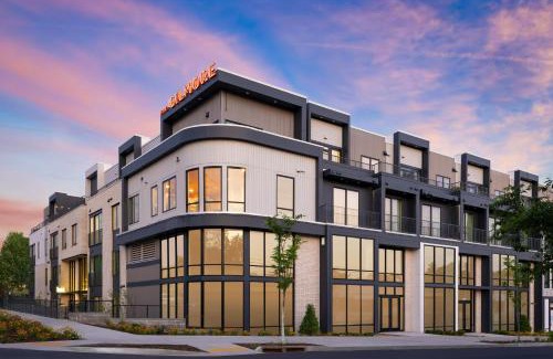12 South House | 4 Private Hotel Rooms in 12 South The Gilmore