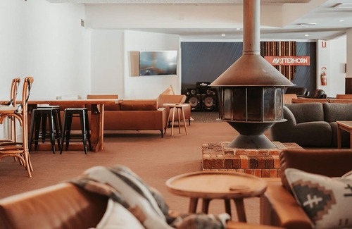 Perisher Valley Hotel | 4 Share - 4 Share Room - Village Views