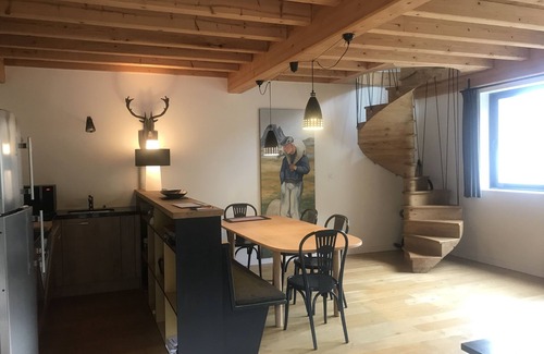 Aste-Beon Ski Chalet | 4-star gite, sleeps 6 in the Ossau valley. Wooded park with Nordic bath!