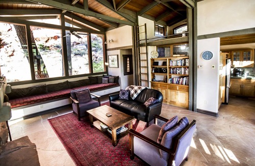 Boulder House | 40 Acre Escalante Canyon Retreat