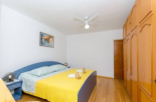 Komiza Apartment | 40 m² Apartment ∙ 1 bedroom ∙ 4 guests