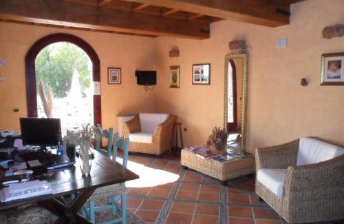 Malalbergo House | 40 m² Farmhouse ∙ 3 guests