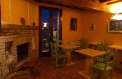 Malalbergo House | 40 m² Farmhouse ∙ 3 guests