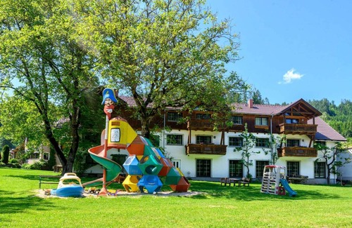 Rossleithen Hotel | 40 m² Hotel ∙ 2 bedrooms ∙ 2 guests