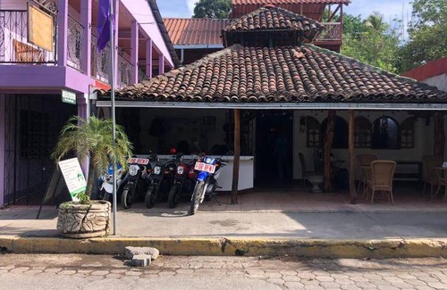 Moyogalpa Hotel | 40 m² Hotel ∙ 6 guests