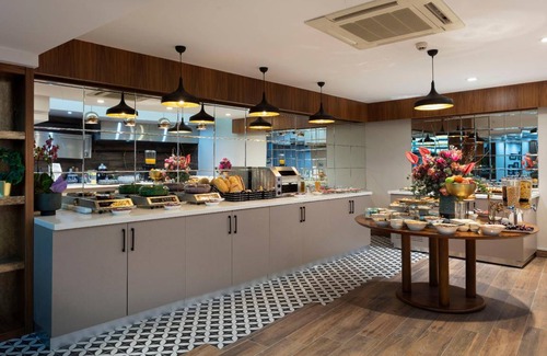 Kadikoy Hotel | 40 m² Hotel ∙ 127 guests