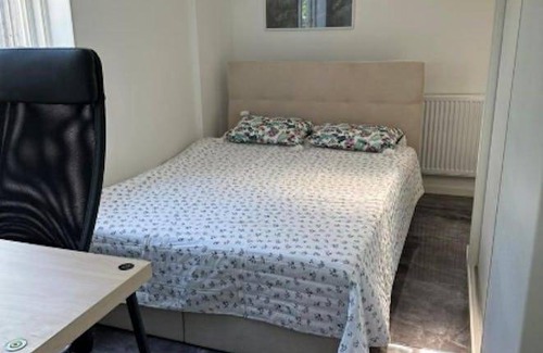 Spanga - Tensta House | 40 m² House ∙ 1 bedroom ∙ 2 guests