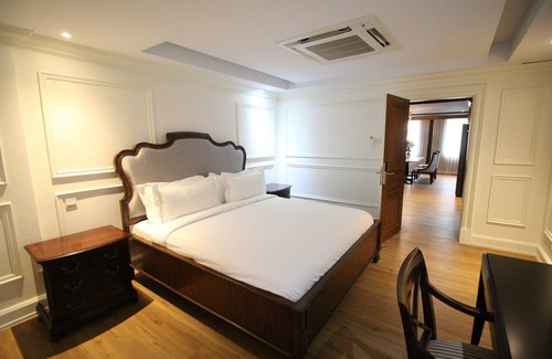Chan Kasem Hotel | 400 m. from BTS Senanikom! - Sasha Service Apartment starts at 1000 thb/night