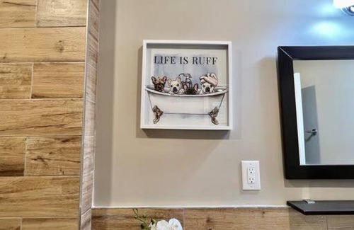 Logan Square Apartment | 405 Spacious and superior 1BDR APT in center city