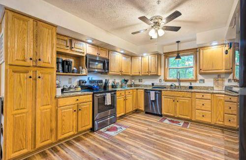 Branson House | 409 m² House ∙ 7 bedrooms ∙ 24 guests