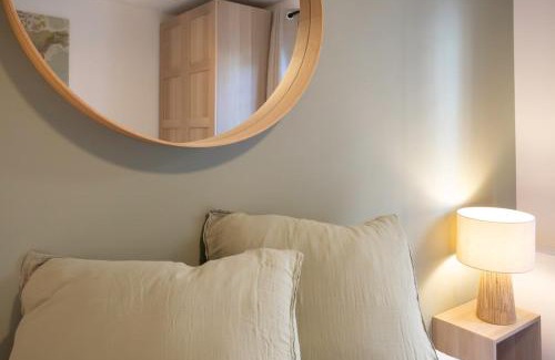 Pasteur Apartment | #41 Flat for 6, 3 Bdrs Parking Wifi 5mins walk Tram T1
