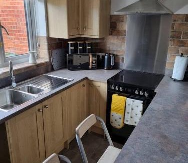Orleton House | 41 mortimer drive, ideal location near ludlow