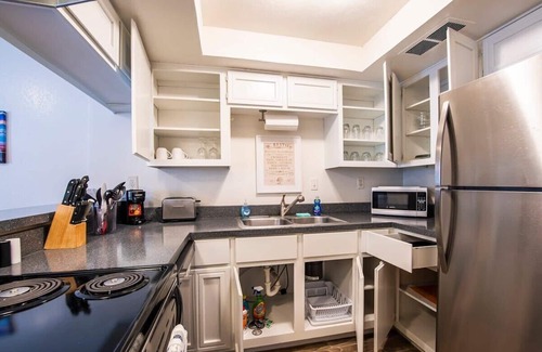 Casa Grande Condo | 41A Modern Large Studio Condo w heated pool