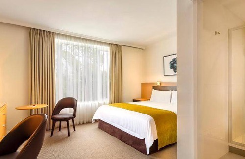 Carlton South Hotel | 42 m² Hotel ∙ 2 bedrooms ∙ 127 guests