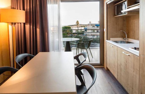 Plaine de la Brague Apartment | 42 m² Serviced apartment ∙ 4 guests