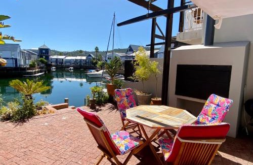 Waterfront House | 42 Spinnaker, The Quays