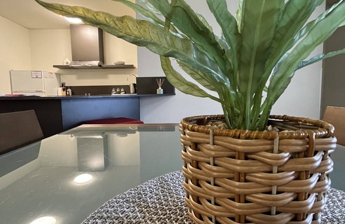 East Perth Apartment | 420 Spacious City Sanctuary POOL+GYM 2x2