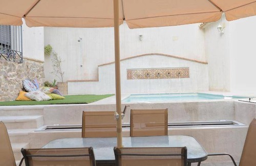 Camunas House | 429 m² House ∙ 9 bedrooms ∙ 22 guests