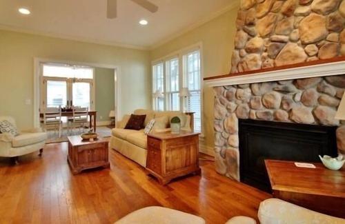 Chautauqua House | 43 Janes 4 Bedroom Home by Redawning