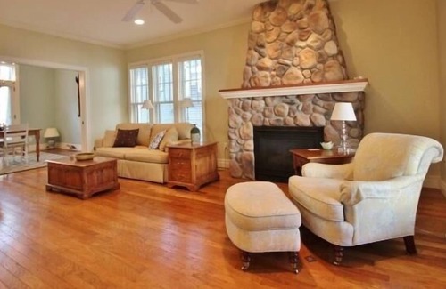 Chautauqua House | 43 Janes 4 Bedroom Home by Redawning