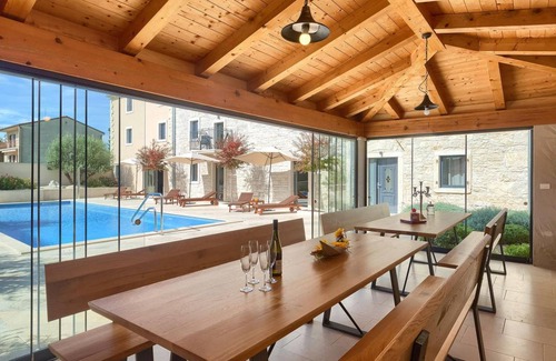 Kringa House | 430 m² House ∙ 9 bedrooms ∙ 20 guests