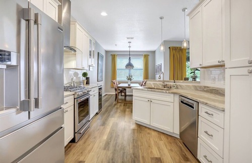 Orlando House | 4313 Lake House by UFC
