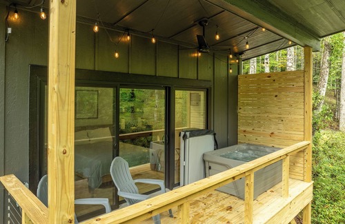 Rosman Cabin | 44 Caddisfly Court - Riverfront Fishing Cabin