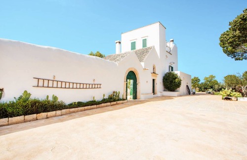 Martina Franca House | 449 m² Farmhouse ∙ 7 bedrooms ∙ 18 guests