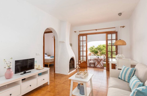 Platges de Fornells Apartment | 45 m² Apartment ∙ 1 bedroom ∙ 2 guests