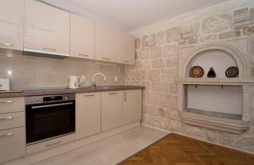 Cove Tri Zala (Zrnovo) Apartment | 45 m² Apartment ∙ 4 guests