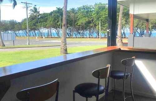 Slade Point Apartment | 45 m² Apartment ∙ 4 guests