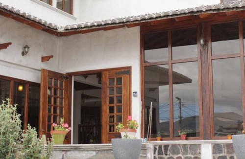 Machachi Hotel | 45 m² Hotel ∙ 6 guests