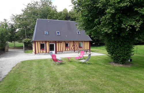 Giverville House | 45 min from the Normandy coast, 25 min from the Basilica of Saint Theresa of Lisieux