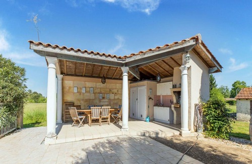 Cezac Villa | 450 m² Villa ∙ 5 bedrooms ∙ 12 guests