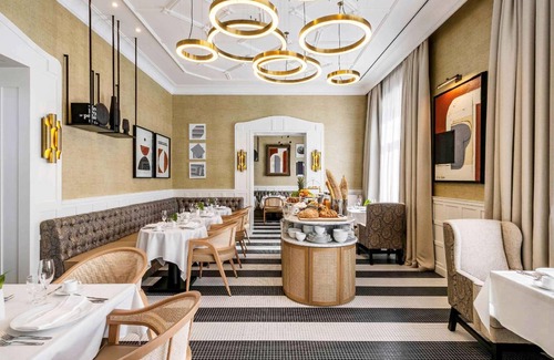 Split Hotel | 46 m² Hotel ∙ 127 guests