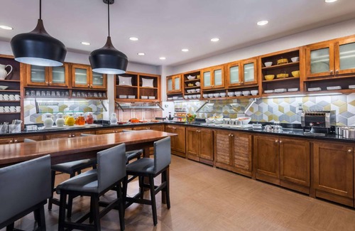Johns Creek Hotel | 46 m² Hotel ∙ 127 guests