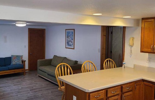 Kill Devil Hills Hotel | 46 m² Motel ∙ 2 bedrooms ∙ 10 guests