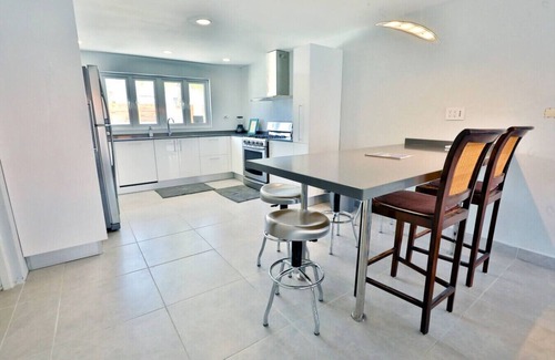 Malmok Villa | 46 seconds to BEACH, Pool side massages, Private chef, UTV, Gorgeous Villa