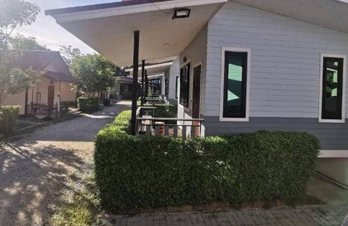 Thap Than Resort | 47 m² Resort ∙ 20 guests