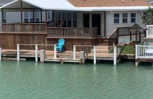Port Isabel House | 495 W Clam Cir