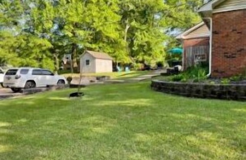 Iuka House | 4BdRm Home Near Mineral Springs Park