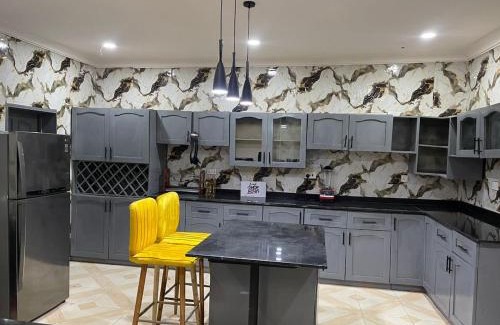 Ibadan Apartment | 4bed Luxury Shortlet in Akobo Ibadan
