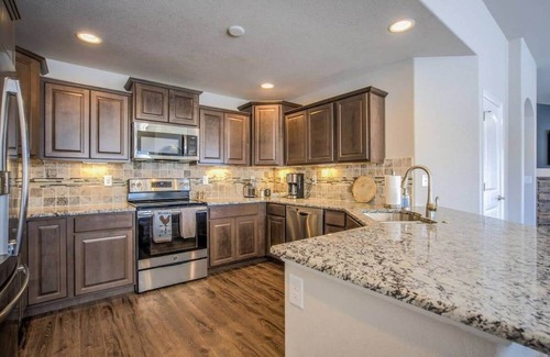 Northgate House | 4BR Modern Townhome Close to USAFA!