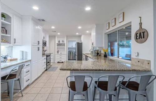 Cactus Glen House | 4BR Scottsdale:Pool Golf& Arcade