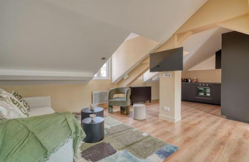15th Arrondissement Apartment | 4G#Appart 8Pers # 3 Chambres # Commerce # Paris 15#AC