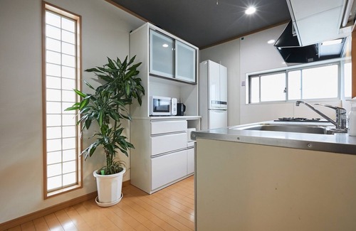 Hyakunincho House | 4min Shin-Okubo Sta&Very bright!/Free Wi