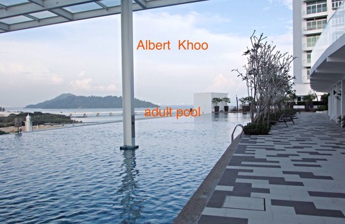 Bayan Lepas Condo | 4R 3B With High Speed Wifi full Facilities & Amenities