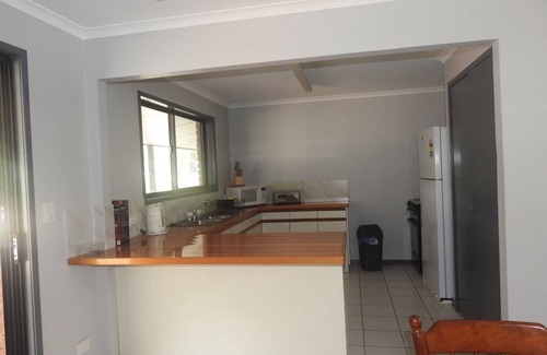 Orchid Beach House | 5 BdR House Orchid Beach Fraser Island - sleeps 16 - bring the boats! Full Wifi