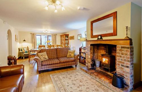 Ennerdale Bridge House | 5 Bed in Ennerdale SZ529
