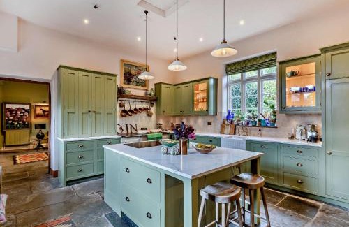 Fitzhead House | 5 Bed in Fitzhead 95570
